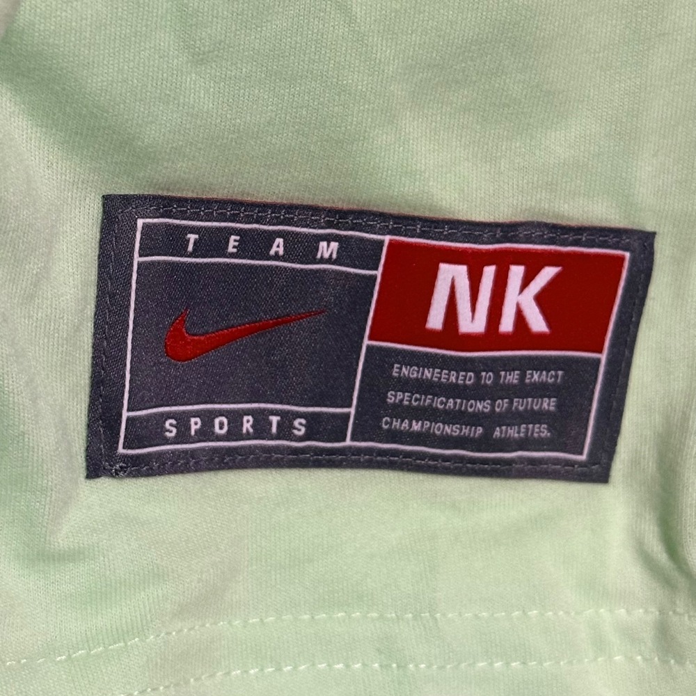 Nike Future Champs T-Shirt Youth XL Green Dri-FIT Short Sleeve Unisex NWT - Picture 5 of 5